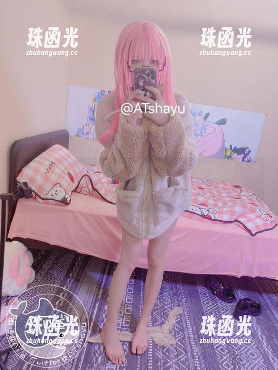 精选AT鲨女仆，难道在说：“你的茶，妆托我来泡”？