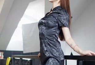 Feilin嗲囡囡 - 小蛮妖yummy泳池合集，一边是清凉，一边是湿润，活像是一场又一场的欢呼！