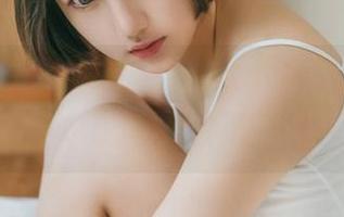 GIRLT果团网 - 何梦兮Stacy和海边的故事更新版，沙子和海风都是赞助商！