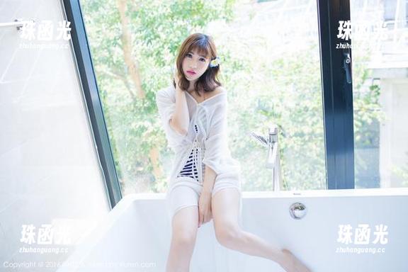 IMiss爱蜜社-蕾蕾醒了没 IMiss爱蜜社 - 夏日图包抢先看——蕾蕾醒了没送你一手免费大餐!