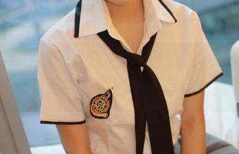 MFStar模范学院 - “翻翻夏玲蔓日常里的图片，哎呀，原图竟然有点惊艳”；