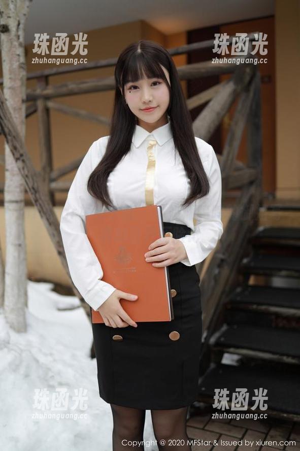 MFStar模范学院-小奶瓶呜呜 MFStar模范学院 - 小奶瓶呜呜的御姐写真的狂野历险记