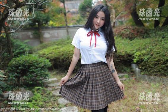 MFStar模范学院-苏西-susie MFStar模范学院 - 苏西-susie和她的白衬衫合集:讨论一下,衬衫可以有多少种穿法?