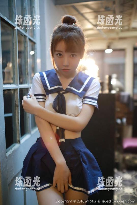 MFStar模范学院-陈小诺Niki MFStar模范学院 - 陈小诺Niki+甜心=无解的甜蜜写真图册