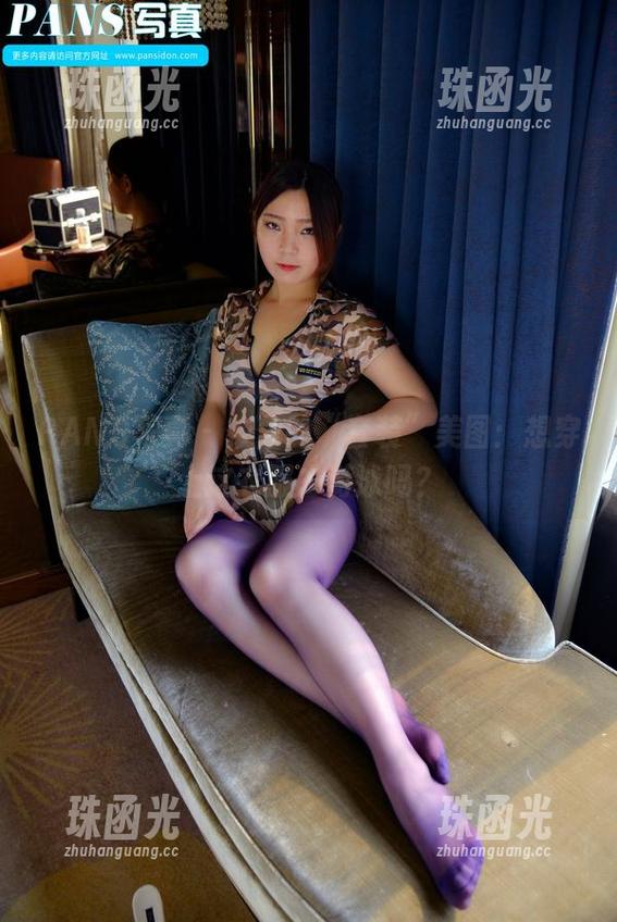 PANS写真-依依 PANS写真 - 依依的“套装”美图:想穿上这衣服去游泳吗?