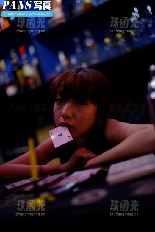 PANS写真-熙熙 PANS写真 - 图片里的熙熙,花嫁造型尽显,但到底谁是新郎?!