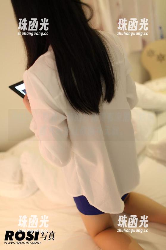 ROSI - 听说小莉的白裙很有意思，这组图片一定让你脑补无数。