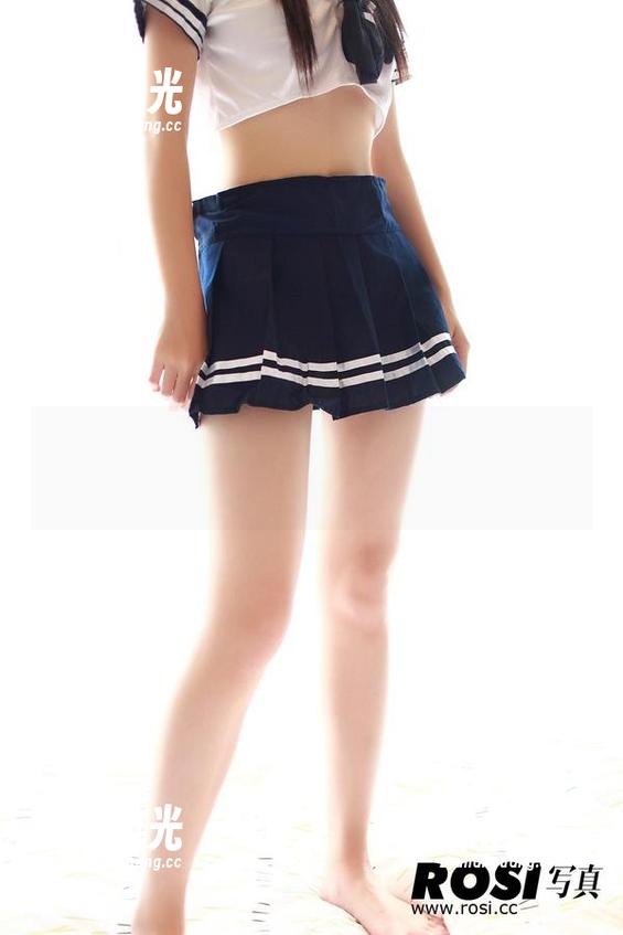 ROSI ROSI少女:私房图包,俏皮得就在你的面前,你会忍得住吗?