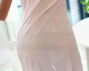 看ROSI私房写真，谁能想到“秘密”居然是我藏起来的袜子？