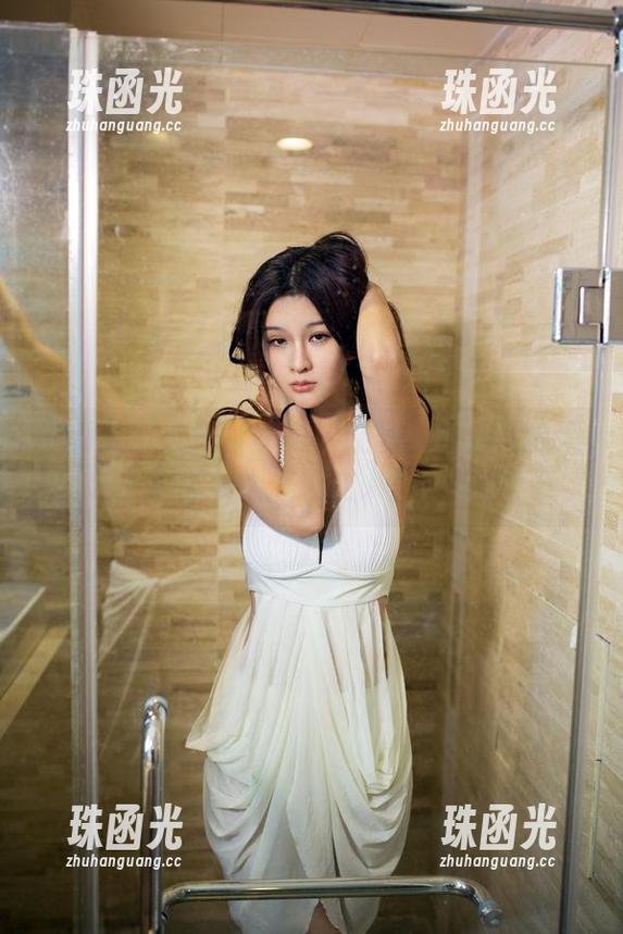 TuiGirl推女郎 - 夏婉婉丝袜图集高清来袭，姿态和细节都让人目不转睛。