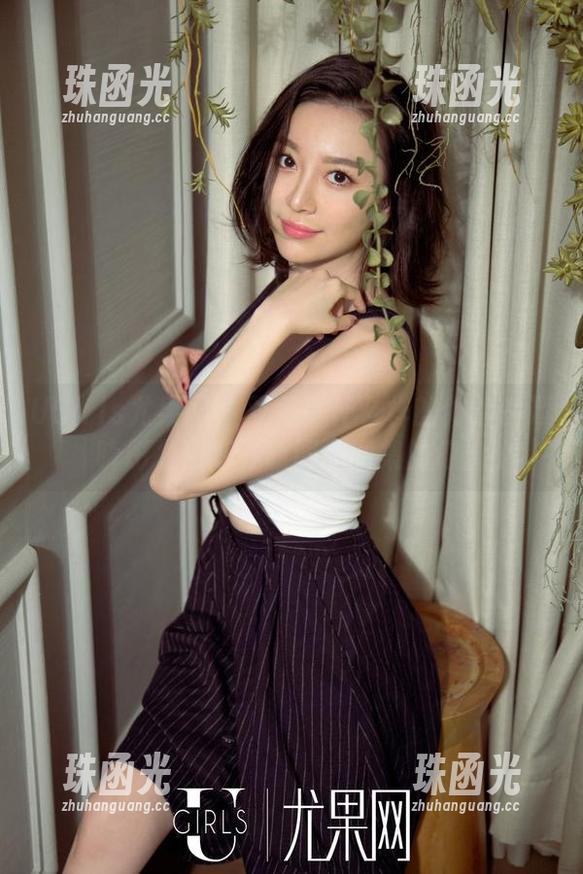 UGirls尤果网-谭晓彤 UGirls尤果网 - 双人是什么样的体验?谭晓彤为你打开原图和图集的门。