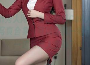 Xiuren秀人网 - 看！这是Carol周妍希的婚纱写真合集：可以让我一边流口水，一边反思人生吗？