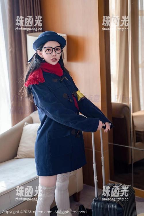 Xiuren秀人网-Elise谭晓彤 Xiuren秀人网 - 套图有点意思,Elise谭晓彤和她的制服之间似乎又有什么故事。