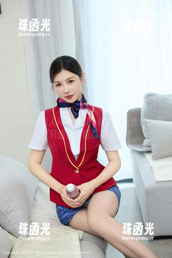 Xiuren秀人网-Miko酱 Xiuren秀人网 - Miko酱的夏天合集:看了只想买些西瓜和冰淇淋