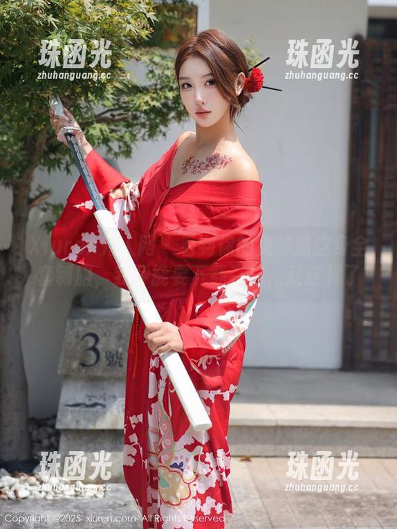 Xiuren秀人网 - 看到你的兔妹妹这身全套制服，我可能要下载存档，就这样了