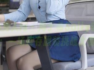 Xiuren秀人网 - 周于希Sally的御姐写真：一场库存服装挑战大赛？