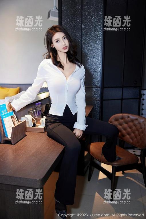 Xiuren秀人网-夏甜甜 Xiuren秀人网 - 夏甜甜的厨房日常:高清套图,谁说炒菜不能美美哒?