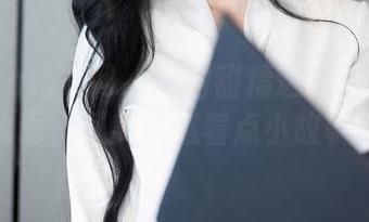 Xiuren秀人网 - 尹甜甜精选死库水套图，水面上其实也藏着点小故事吧？