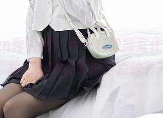 Xiuren秀人网 - 不一样的教室作品，徐莉芝Botty带你学点啥？
