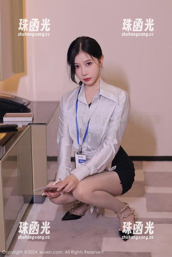 Xiuren秀人网 - 拍黄瓜girl的水手服图片，给你意想不到的下载乐趣！