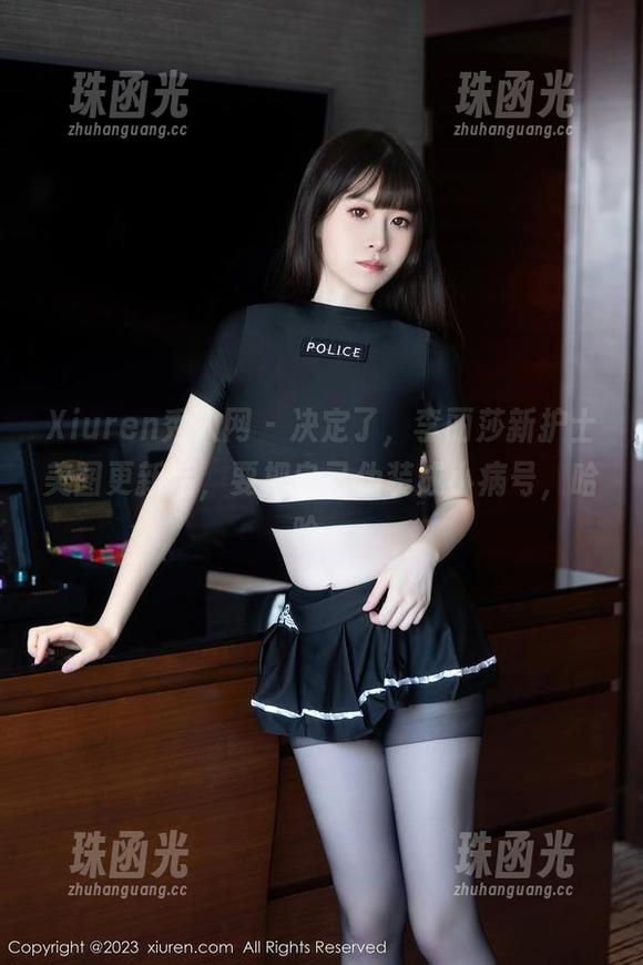 Xiuren秀人网 - 决定了，李丽莎新护士美图更新后，要把自己伪装成小病号，哈哈。