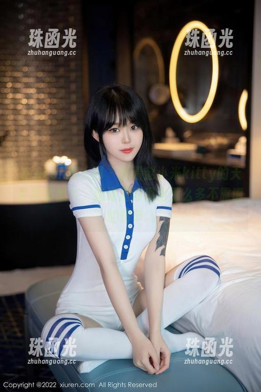 Xiuren秀人网-赵小米kitty Xiuren秀人网 - 翻看赵小米kitty的天台高清照片,脑海里浮现出那么多不靠谱的情节...