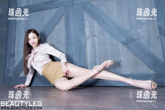beautyleg-Sandy beautyleg - Sandy的教室:无圣光下的别样氛围,图集直击你的小心脏