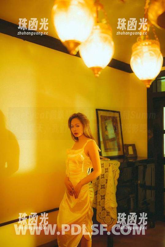 partycat轰趴猫-summer partycat轰趴猫 - 高清?白色和Summer的夏天,我们不谈风景,聊聊光影吧。