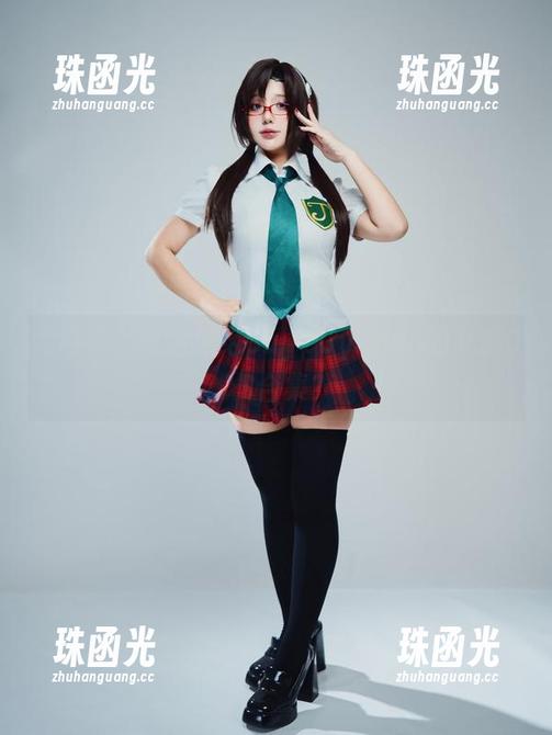 puypuychen 就问你,谁能拒绝puypuychen的礼服COS合集?