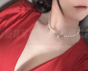 一小央泽短裙写真，不经意间流露的趣味
