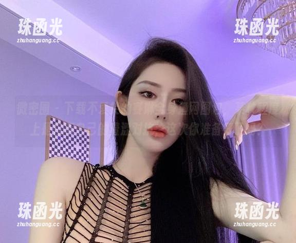 不爱笑的赛琳 微密圈 - 下载不爱笑的赛琳全身渔网图包,某种程度上是在和自己的羞涩对抗,这次你准备好了吗?