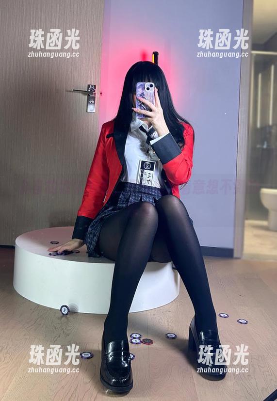 九言的约尔毛衣，原图里藏着意想不到的温度