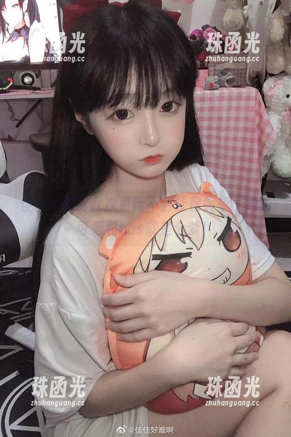 佳佳好难啊此次更新不会让你失望，她的可爱和cos就是个梦！