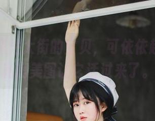 连衣裙是烂大街的宝贝，可依依超级懒的私房美图让它活过来了。
