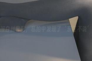 兔玩映画的制服白丝套图，私拍中发现了‘东区不说’的经典时刻！