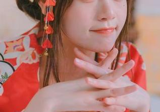 路人女主也要勇敢，千反田鹿子的最新cos里英梨梨的皮衣闪耀光芒！