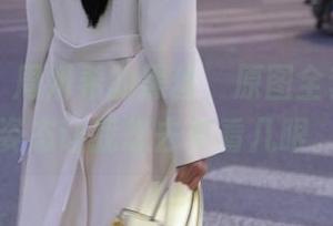 微密圈 - 周妍希的黑丝，原图全套，她的姿态让我想去多看几眼。