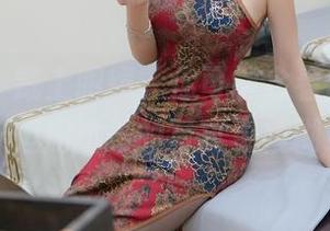 微密圈 - 戴上眼镜，你可能会看得更清楚，但周妍希的写真更模糊？