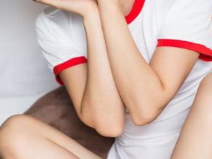 头条女神 - 精选艾小青图像：计算狗宝宝freestyle的绝妙角度