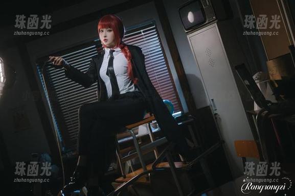 小容仔咕咕咕w图资源上线，恶灵怕不怕？来试试这个巫女！
