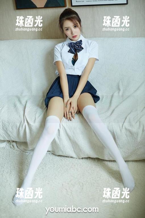 尤蜜荟 - 不得不说，李薇薇这裸足真美，超值图片资源放送中！