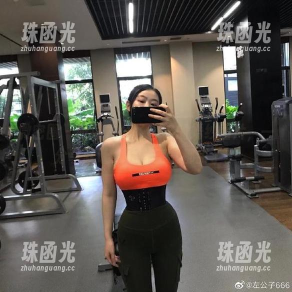 左公子666 微密圈 - 听说左公子666的婚纱图片,一分享就让人觉得空气都甜了。