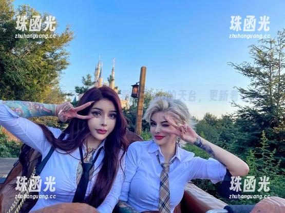 希希Gina 微密圈 - 新图包来了!希希Gina的天台,更新着让我有些心里小鹿乱撞的画面。