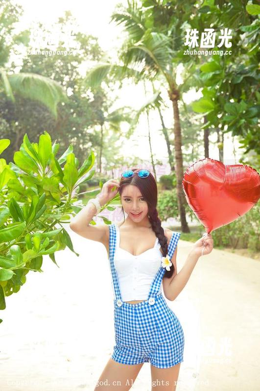 推女神-AZHUA 推女神 - AZHUA的御姐写真集终于更新了,快来看看她如何把‘优雅’和‘放飞’结合得如此完美!