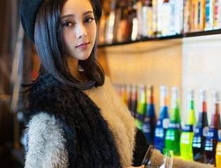 推女神 - Una尤娜的死库水图集，分享给你一个“空灵而轻松”的下午。