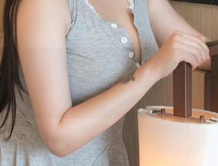 推女神 - 秘密写真集大公开，杨上萱要分享了哦