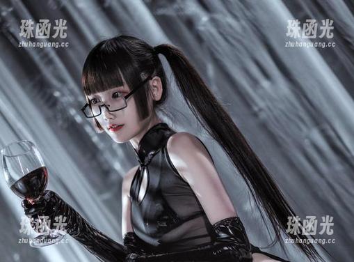 星野咪兔透明女仆：当cos遇到“隐形斗篷”！