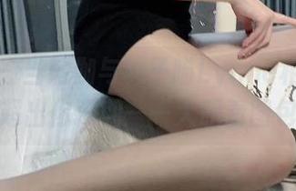 微密圈 - 当瑜伽与林子喵Lynne相遇，结果超出你预期——大胆看图包！