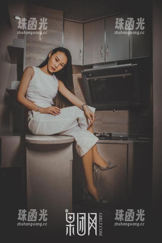 果团网-通灵儿 果团网 - 通灵儿驾到,女仆造型让人忍俊不禁,图库里找乐子吧!