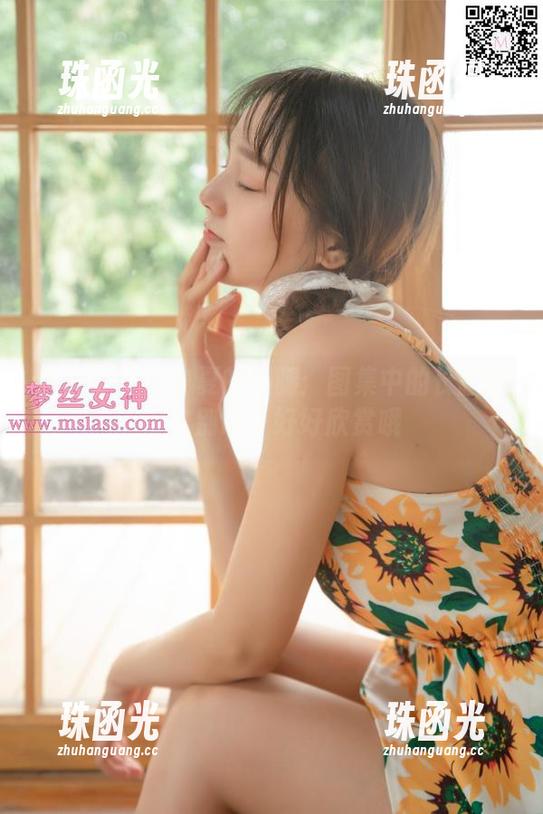 梦丝女神 - 宁夏的美腿：图集中的长腿绅士，别忘了好好欣赏哦